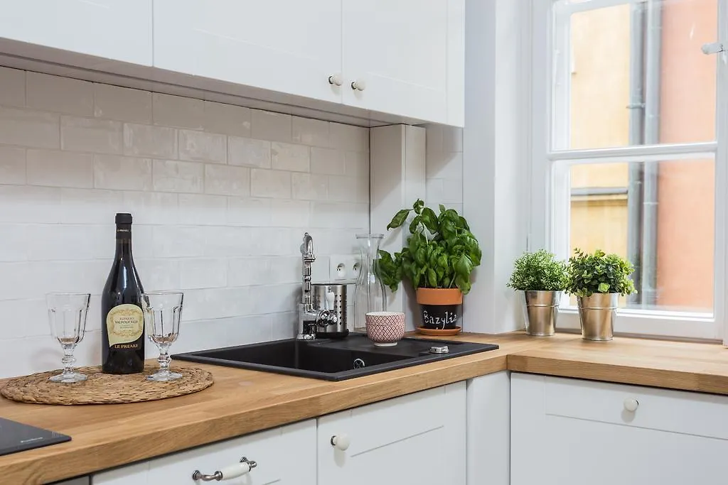 Baker Street Apartment Warsaw