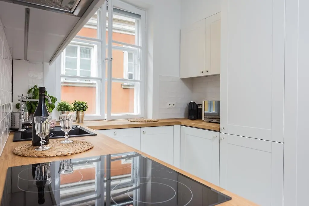 Baker Street Apartment Warsaw 0*,  Poland