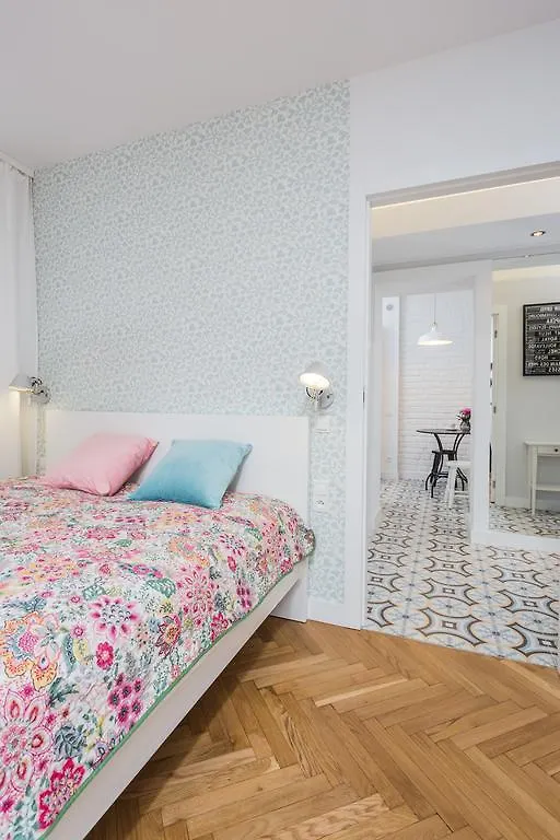 Baker Street Apartment Warsaw